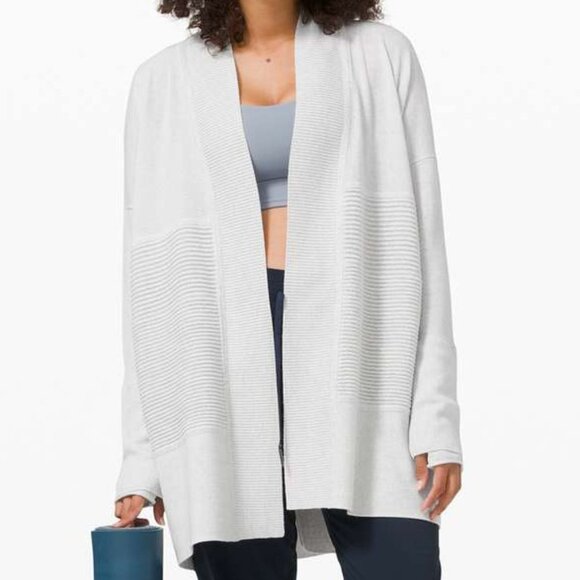 Lululemon Sit In Lotus Wrap II Heathered Core Ultra Gray size 8 - Picture 1 of 8